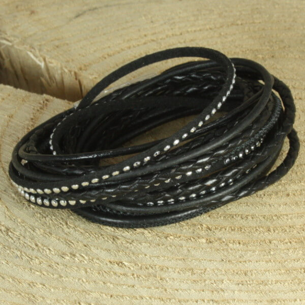 zwarte wikkelarmband met strass